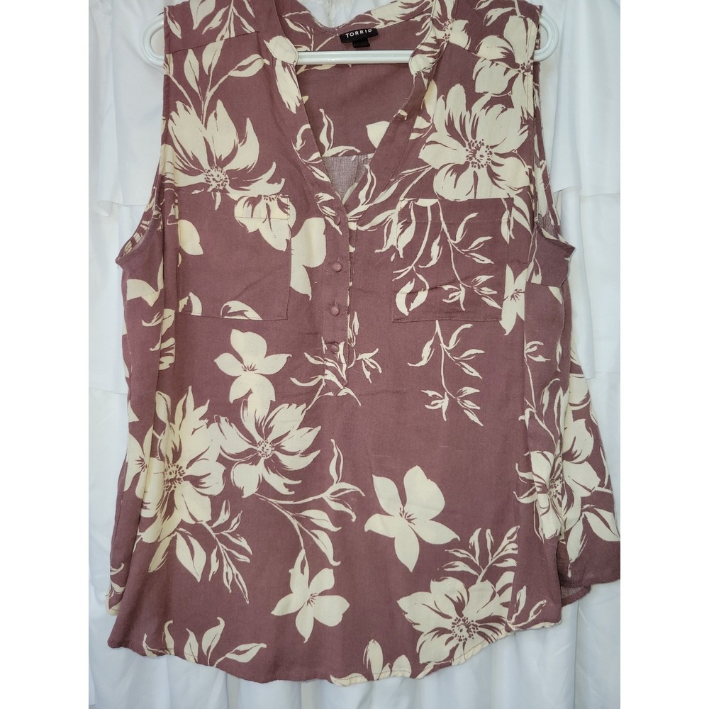 Torrid Womens Size 1 Mauve Floral Sleeveless Henley Blouse V-Neck Pockets 115